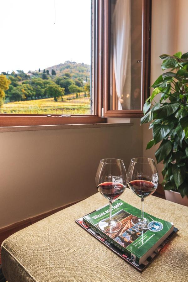 Wine Estate Rooms Paradiso Di Cacuci Montalcino Bagian luar foto