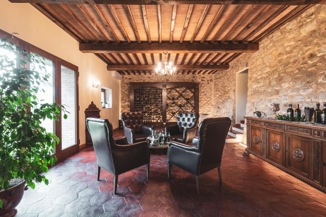 Wine Estate Rooms Paradiso Di Cacuci Montalcino Bagian luar foto